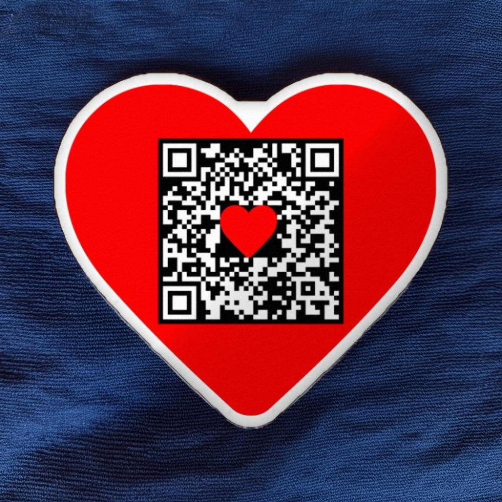 Updatable - message or link redirect - QR code heart shaped pillow | Editable - Change Anytime